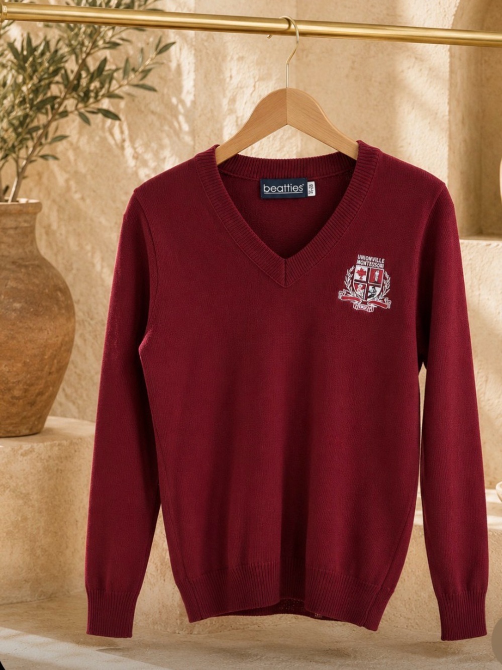 Beatties Burgundy V-Neck Sweater Women’s Size S | Classic Knit Pullover